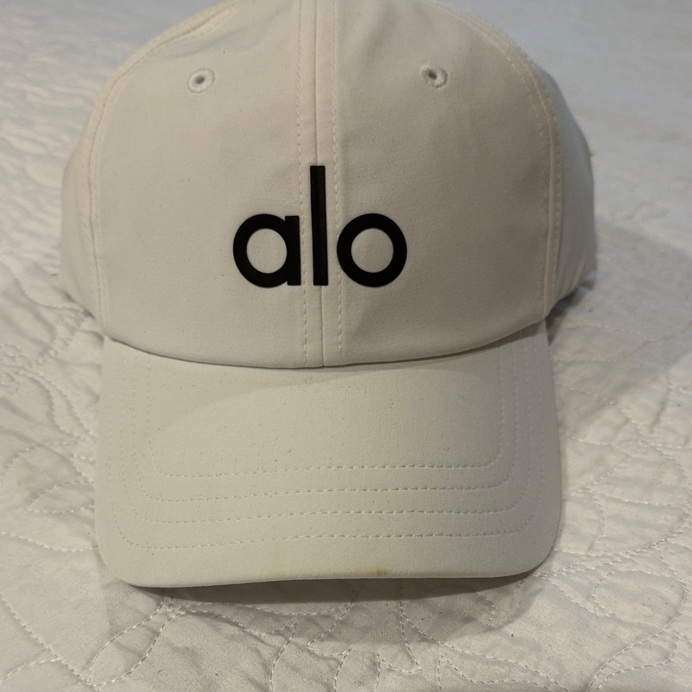 ALO Yoga White Cap